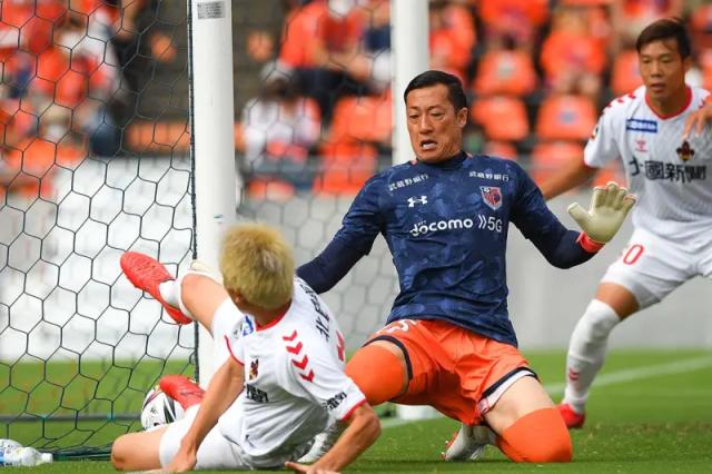 kaiyun sports-被嘲笑18年的日本黄油手门将 如今成为J联赛传奇